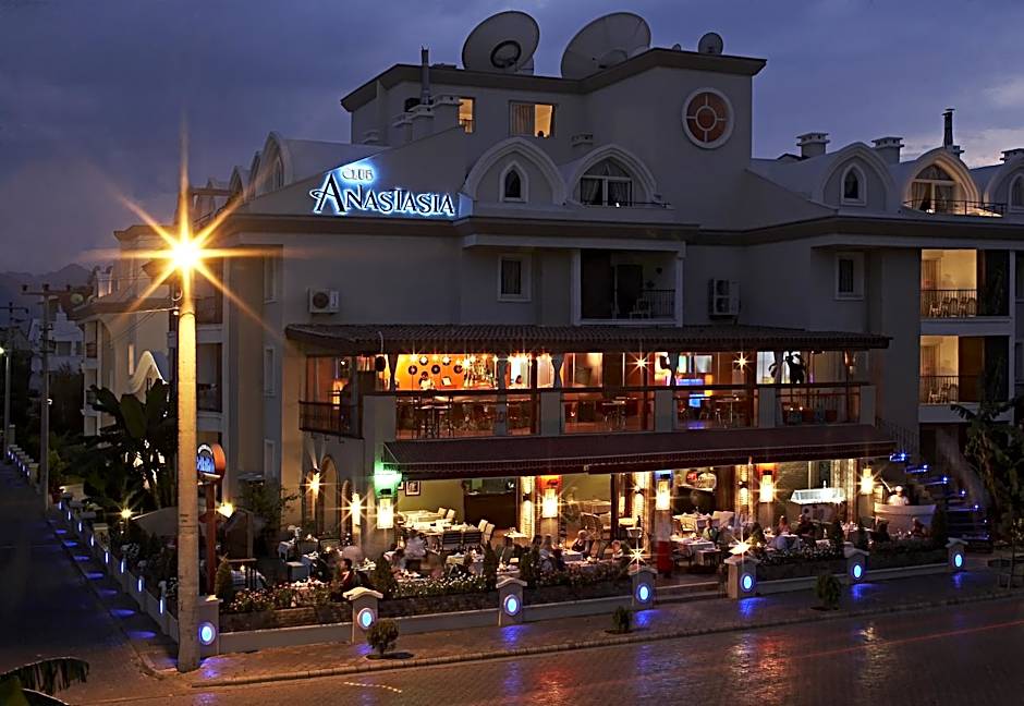 Club Anastasia - Family Hotel