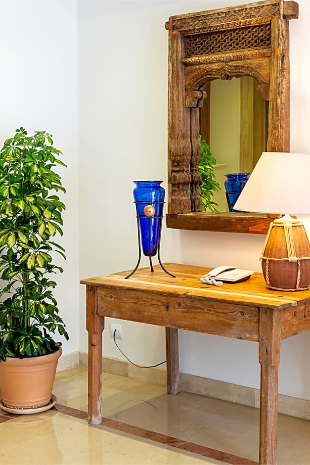 Hotel y Apartamentos Casablanca