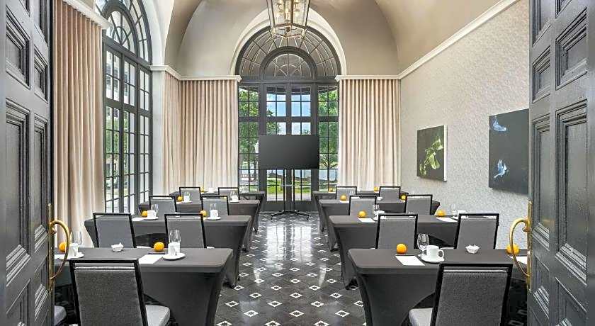 The Terrace Hotel Lakeland, Tapestry Collection by Hilton