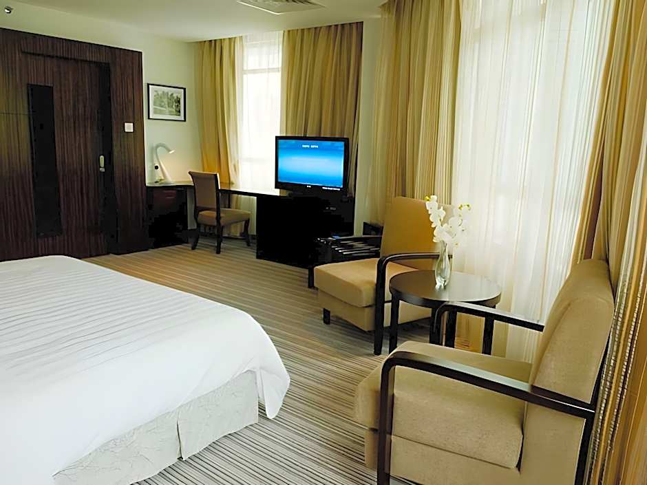 Hotel Sixty3