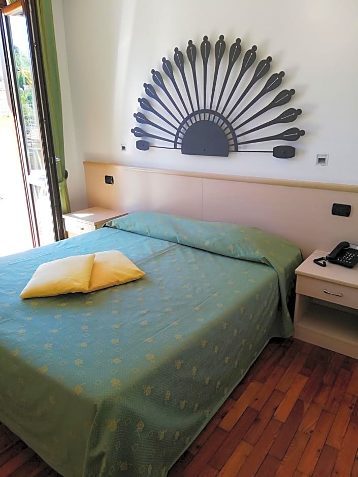 Hotel Fioroni