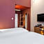 Sapphire House Antwerp, Autograph Collection