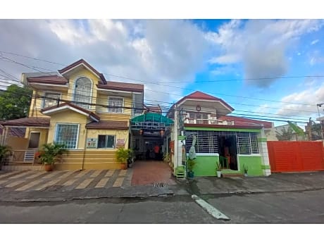 RedDoorz @ Jomckayl Apartelle Naga