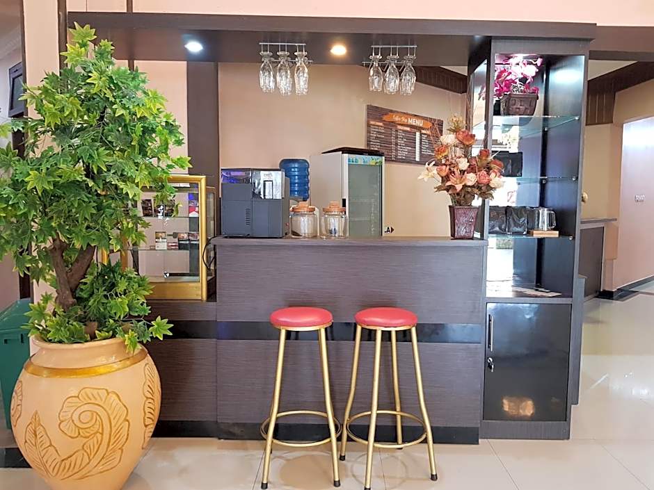 Capital O 93263 Linge Land Hotel