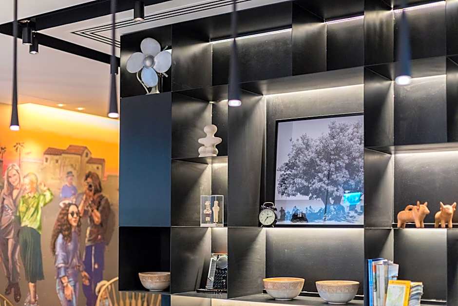 Hotel Indigo Larnaca By IHG- Adults Only