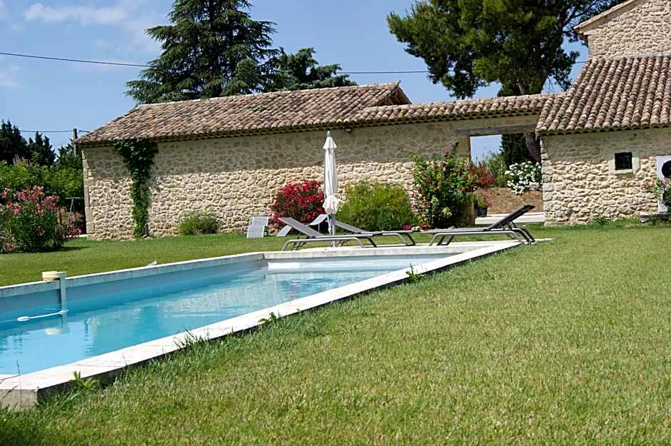 B&B dans Mas en pierres