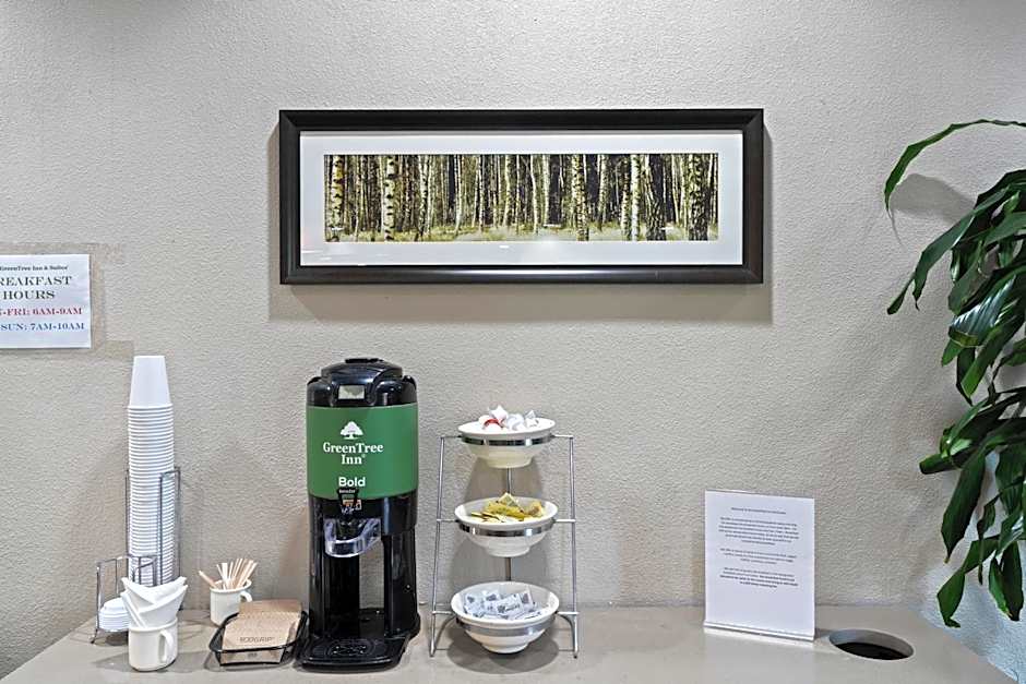 GreenTree Inn Phoenix Sky Harbor