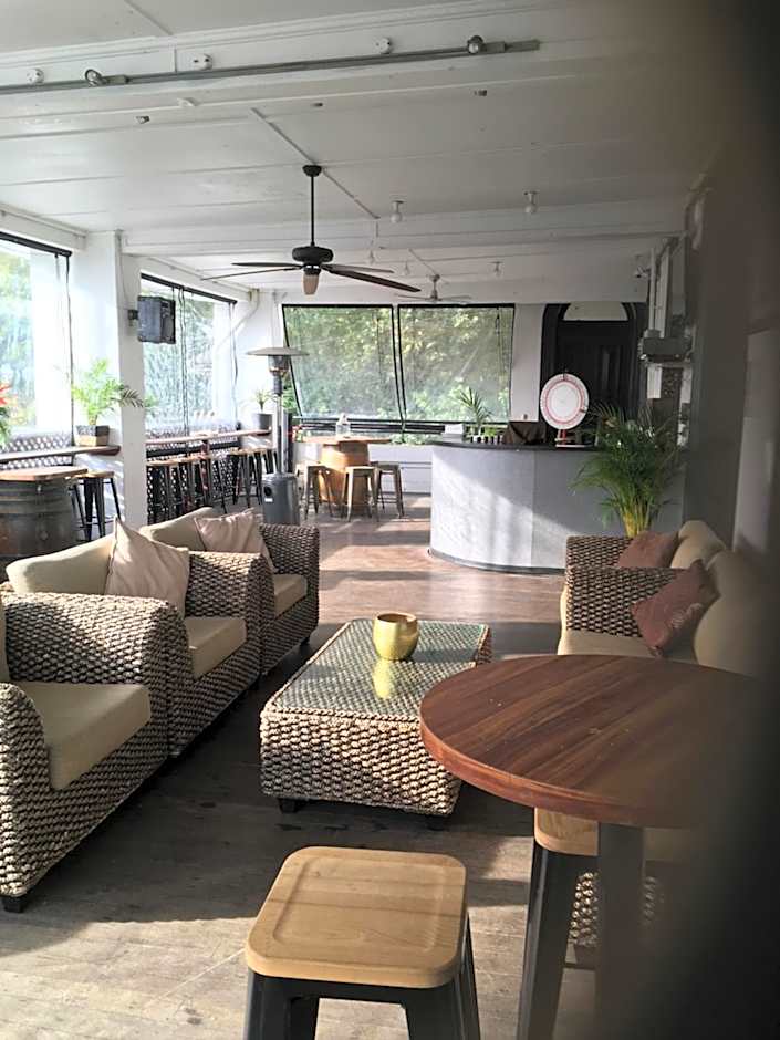 Grand Hotel Healesville