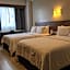 Crown Victoria Hotel