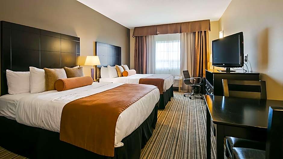Best Western Plus Peace River Hotel & Suites
