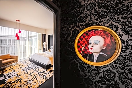 Queen Suite with Rooftop Terrace