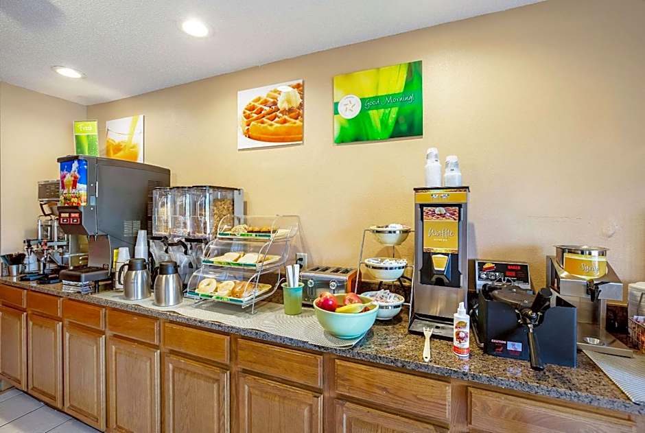 Quality Inn - Storm Lake