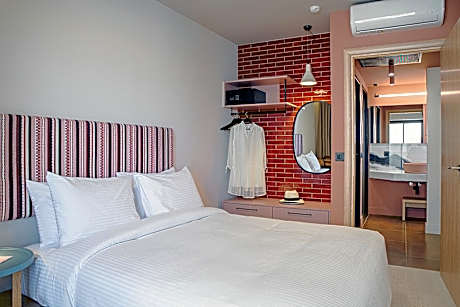 Luxury Two-Bedroom Suite