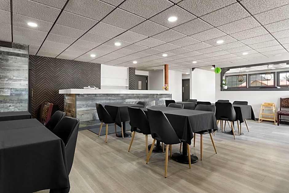 Travelodge by Wyndham Blairmore