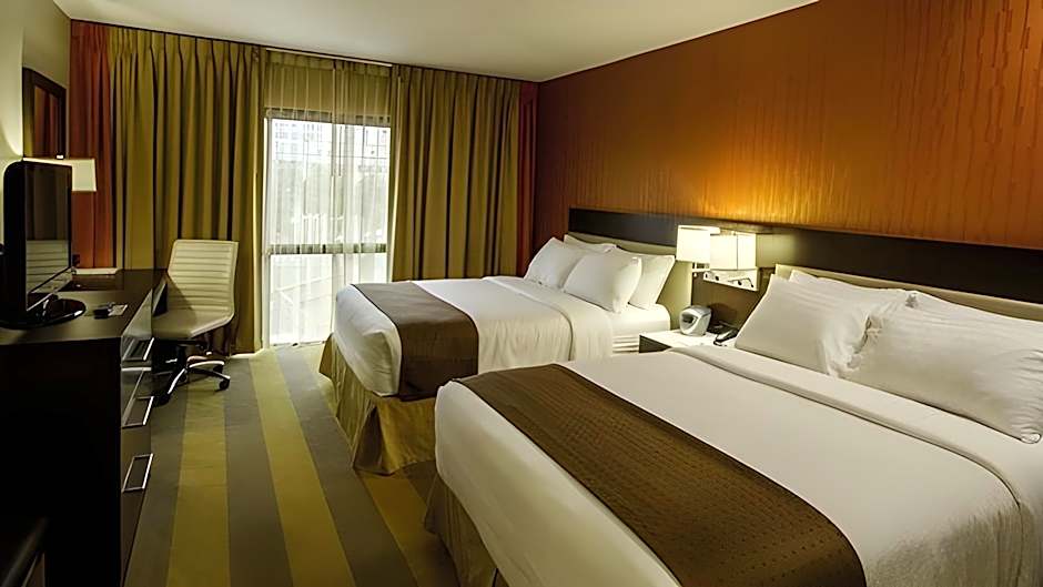 Wyndham Rochester Downtown