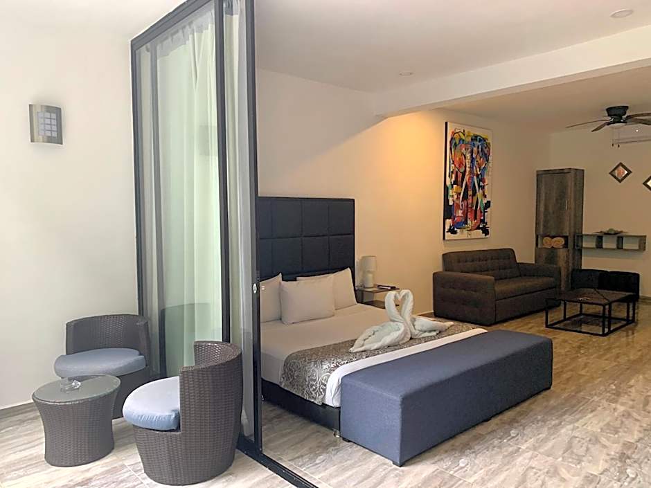 SILVERSANDS Hotel Boutique - 5Th Ave
