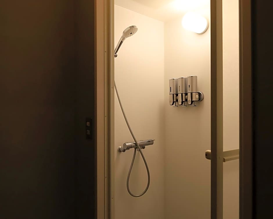 hostel mog