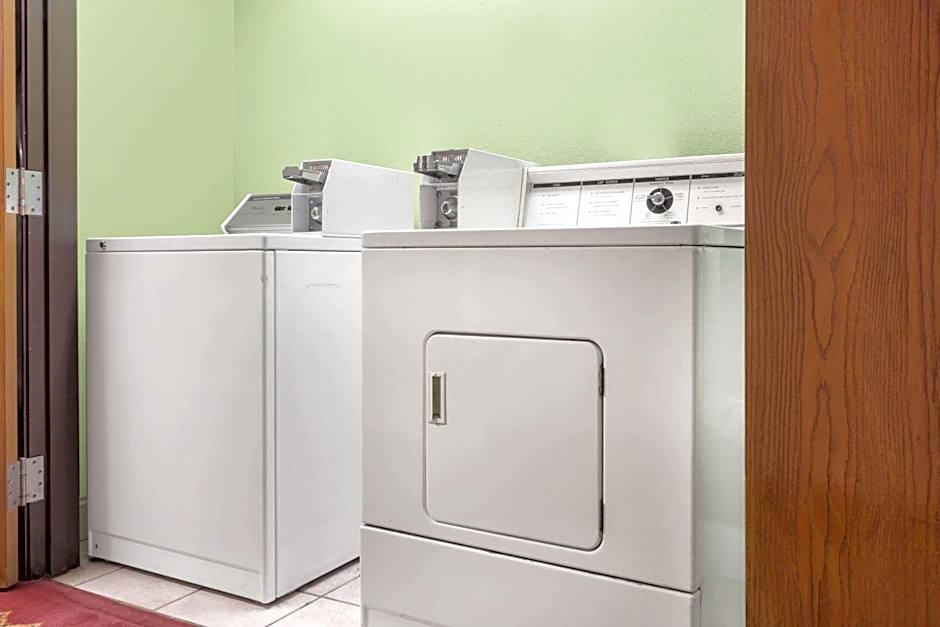 Baymont by Wyndham Huber Heights Dayton