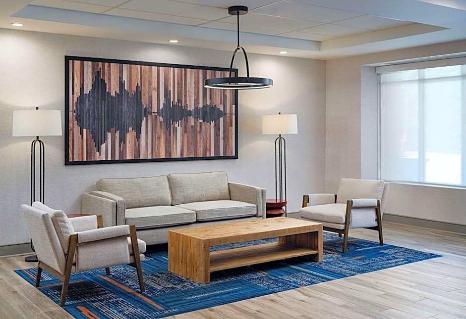 Hampton Inn By Hilton & Suites Memphis/Shady Grove