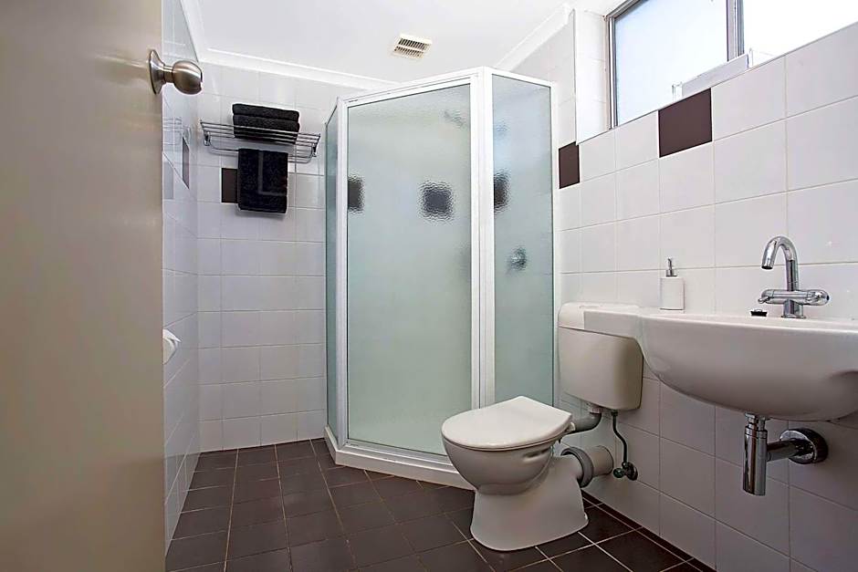 Comfort Inn On Raglan