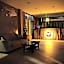 Tonmai Suites