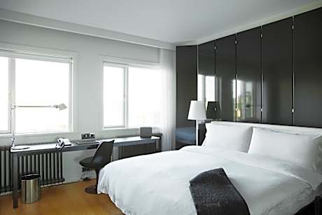 Double King Room with City View
