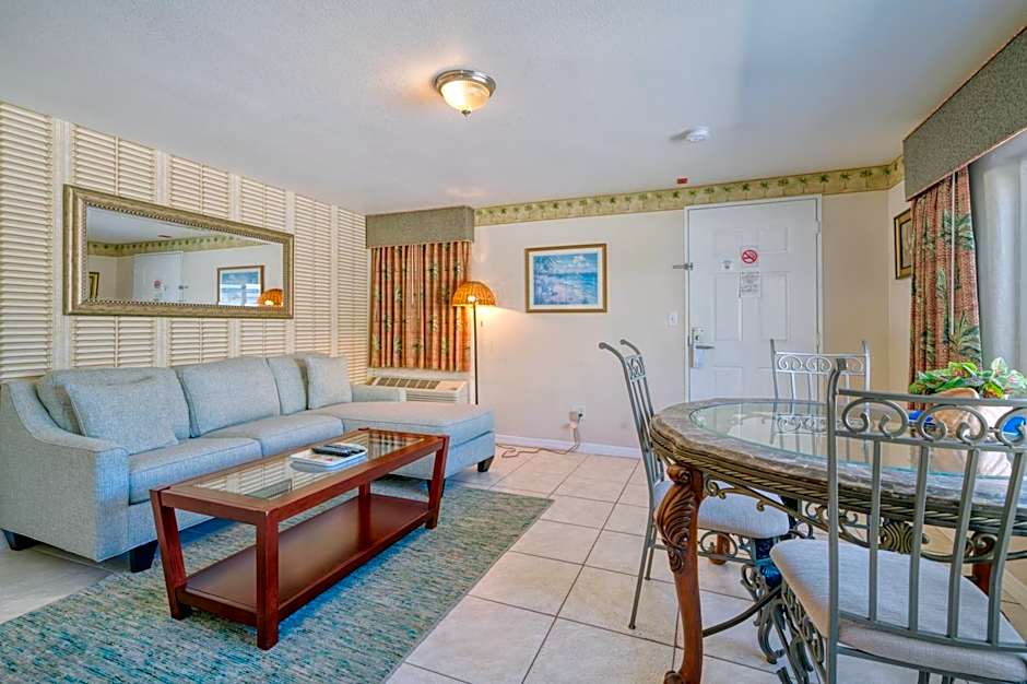 Camelot Beach Suites