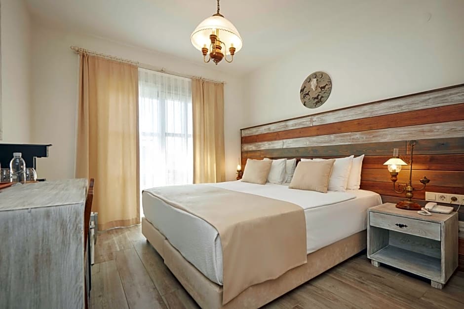 AlaBora Hotel