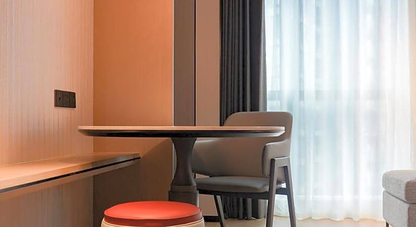 Grand Mercure Yichang Waitan