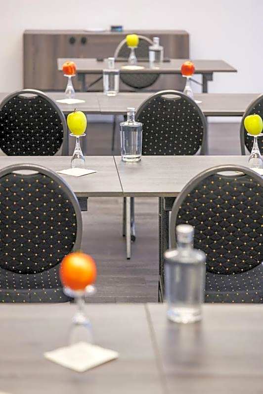 Airporthotel Berlin-Adlershof