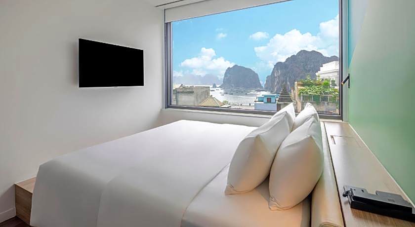 Tru by Hilton Ha Long Hon Gai Centre