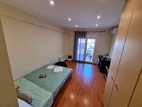 Nikos Studio Apartments