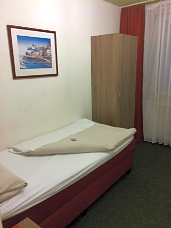 Single Room with Shower
