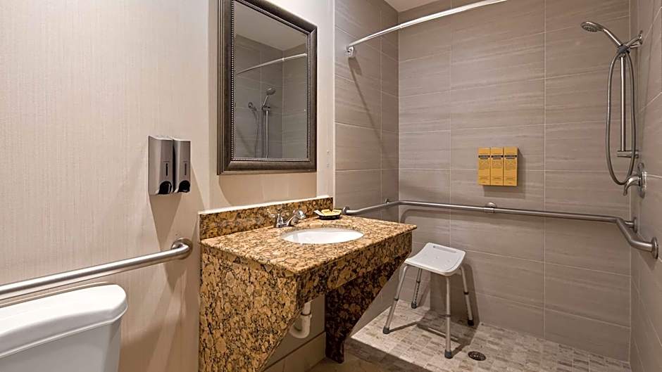 Best Western Plus Ambassador Suites Venice