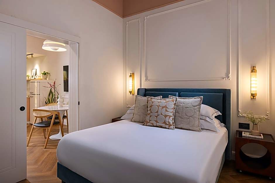 Villa Albi - Machne Yehuda Hotel