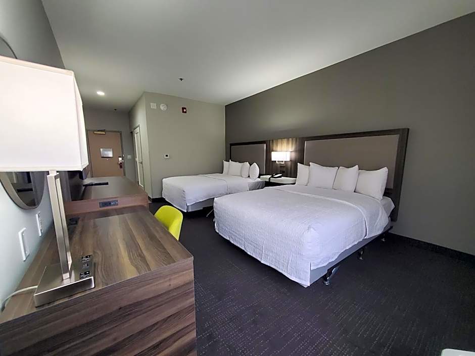Hampton Inn By Hilton Olathe