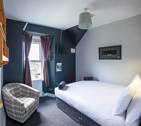 Double Room with Shared Bathroom