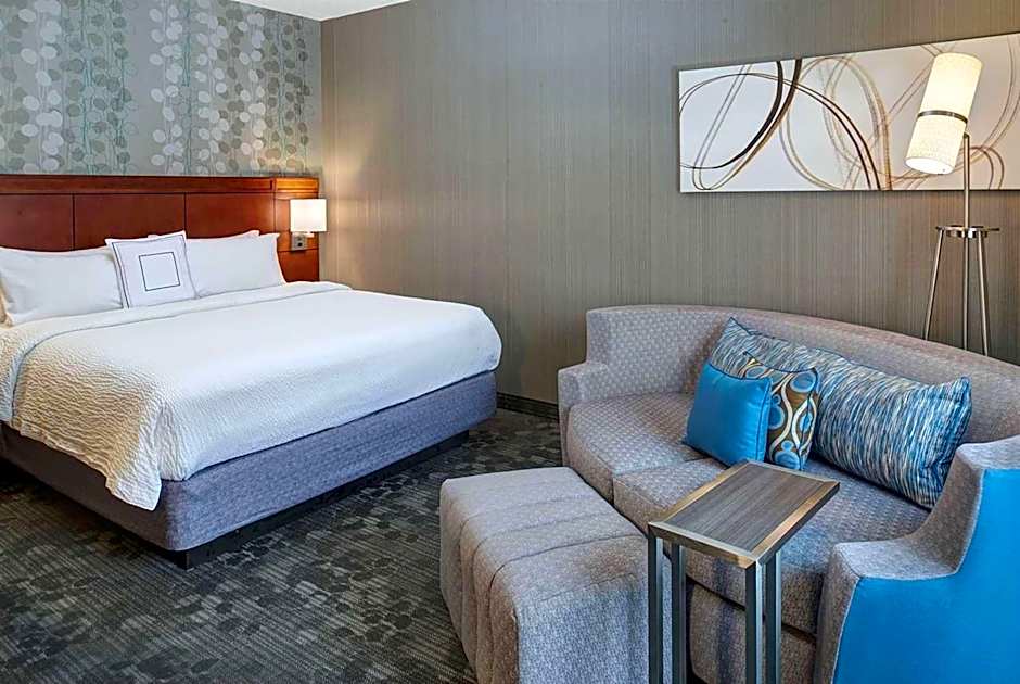 AmericInn by Wyndham Brookfield