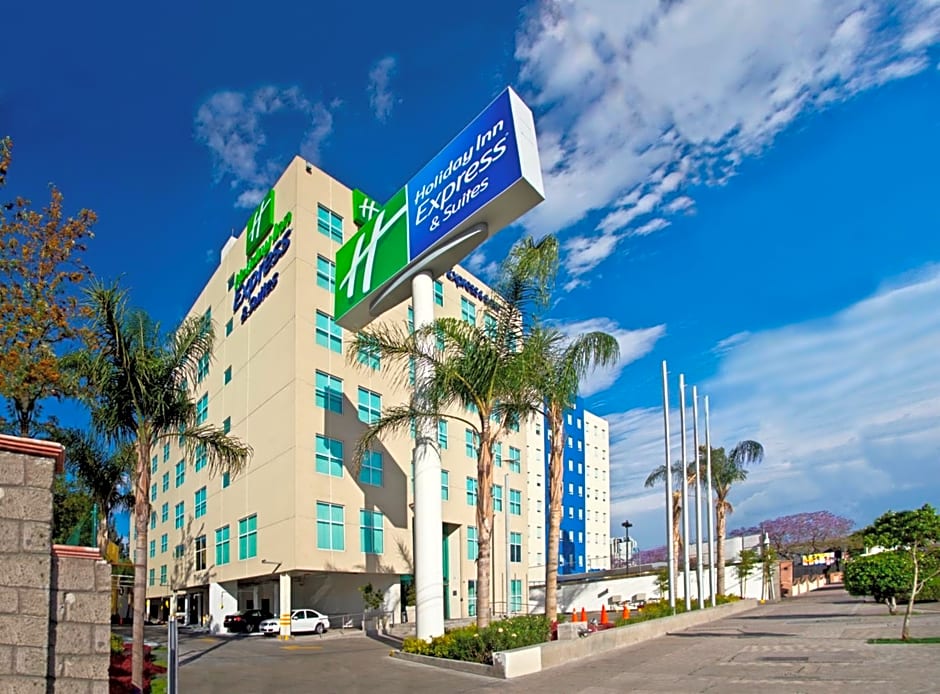 Holiday Inn Express & Suites Queretaro