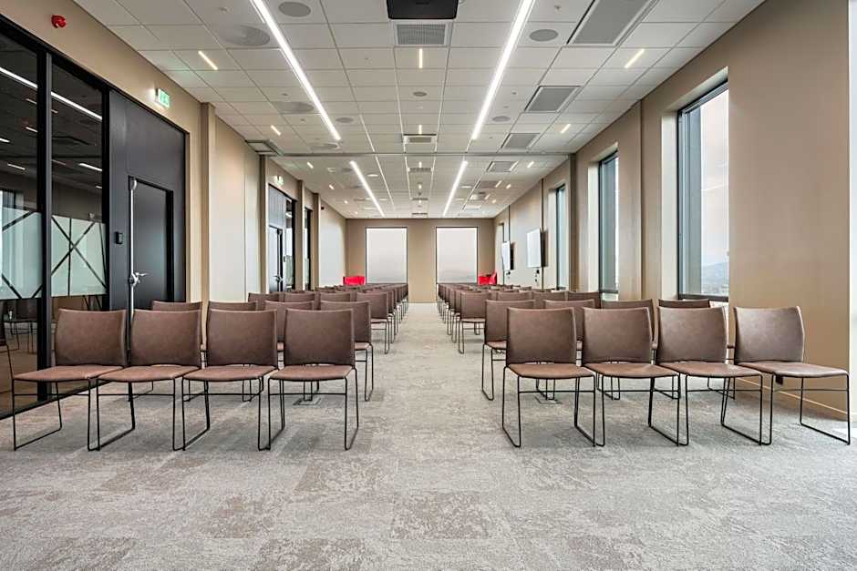 Radisson RED Oslo Okern