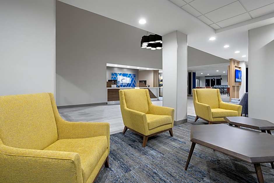 Holiday Inn Express Hotel & Suites Brattleboro By IHG