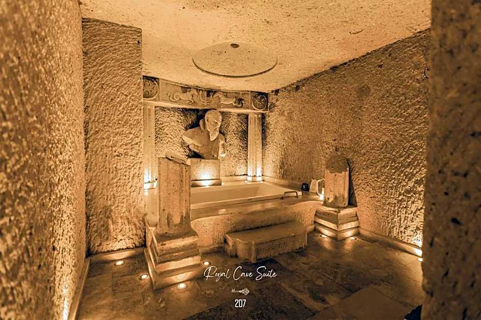 Nino Cave Suite