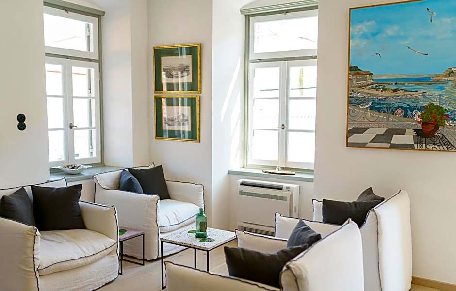 LIVIN Hydra Legacy Suite