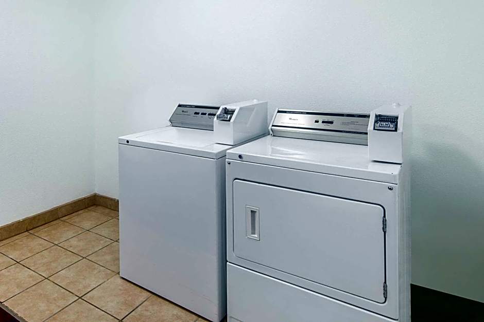 Quality Inn & Suites Albuquerque North near Balloon Fiesta Park