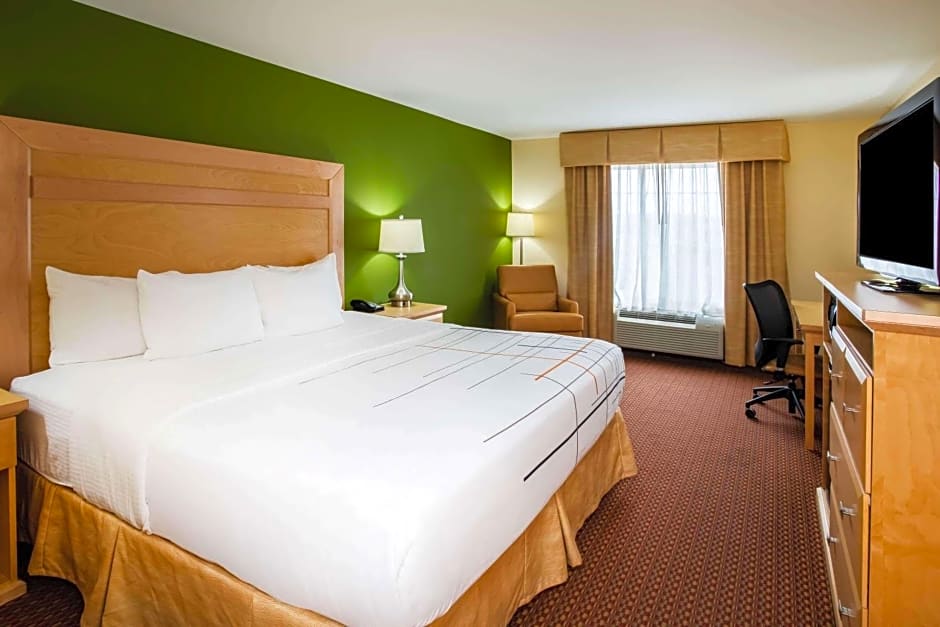 La Quinta Inn & Suites by Wyndham Rochester Mayo Clinic S