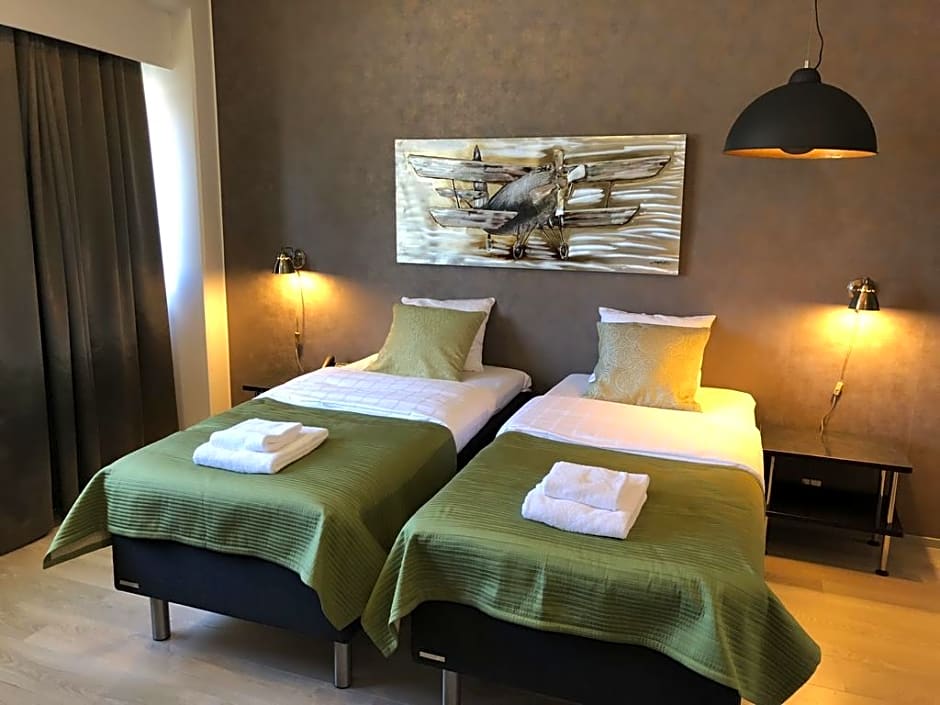 Skyline Airport Hotel