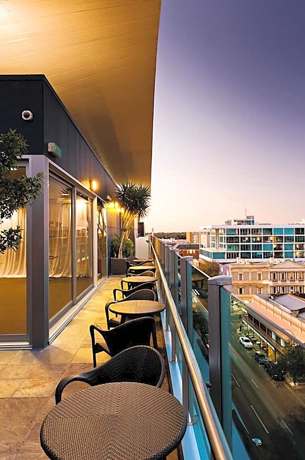 Majestic Roof Garden Hotel
