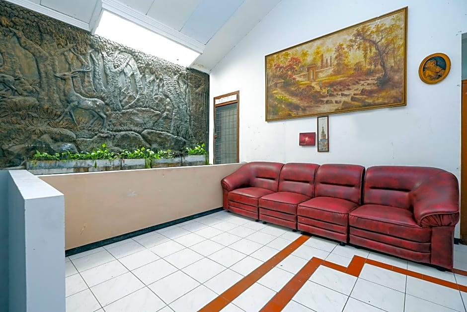 OYO 2240 Simpang Tujuh Residence