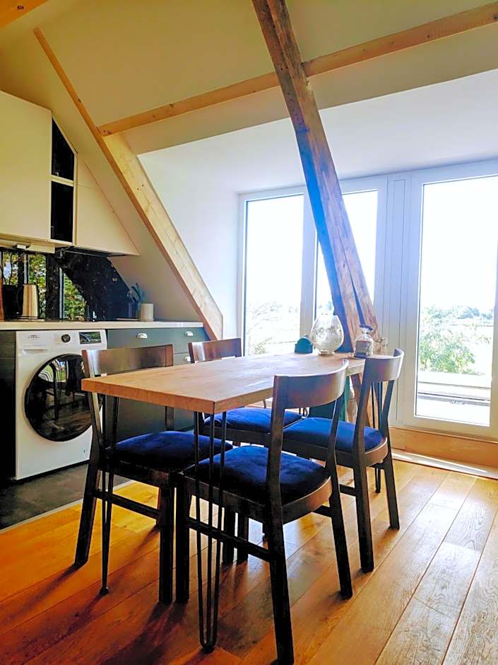 The Grutto, private apartment 25 min from city center