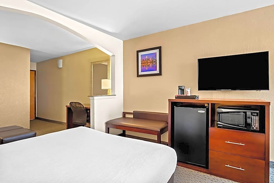 Quality Suites Irving-Las Colinas